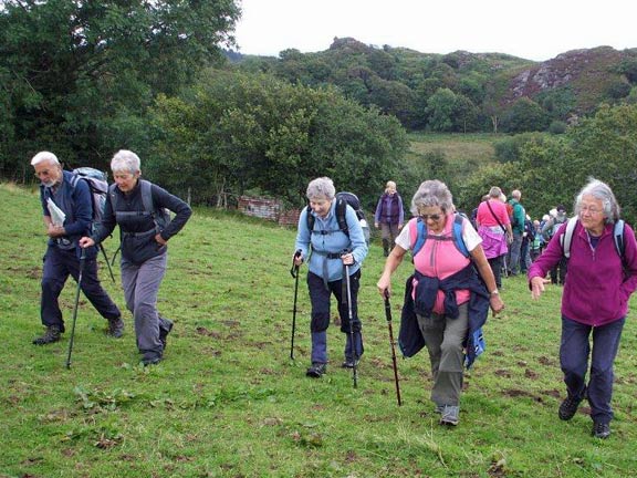 4.Llanfrothen
17/9/15 Five are keen to set off. Photo: Dafydd Williams
Keywords: Sep15 Sunday Tecwyn Williams