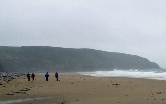 2.Porth Neigwl to Llanbedrog linear coast walk
8/11/15. Down onto the beach at Porth Ceiriad. Photo: Roy Milnes
Keywords: Nov15 Sunday Roy Milnes