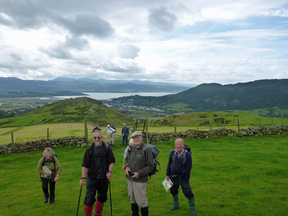 1.Tremadog – Cwm Ystradllyn circ
2/8/15. 40 minutes into the walk we reach Cwm Mawr, still ascending.
Keywords: Aug15 Sunday Ian Spencer