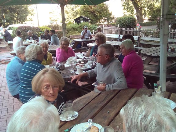 7.Betws-y-Coed, Conwy Gorge
29-9/16. Refreshments at the Royal Oak, Betws-y-Coed. Photo: Tecwyn Williams.
Keywords: Sep16 Thursday Dafydd Williams