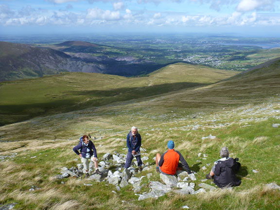 5.Ogwen Valley
11/9/16.  What a climb! A rest is needed before we try for the summit of Carnedd Dafydd some 600ft higher up.
Keywords: Sep16 Sunday Noel Davey