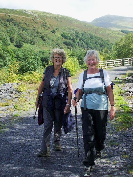 11.Ogwen Valley
11/9/16. Members of the B walk group return along the valley bottom. Photo: Dafydd Williams.
Keywords: Sep16 Sunday Noel Davey