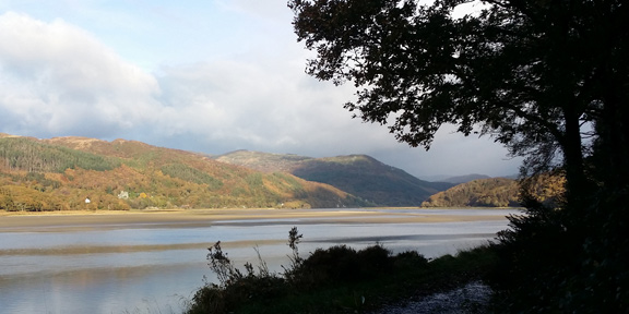 7.Cregennen Lakes from Arthog
6/11/16. The Mawddach Estuary. Photo: Roy Milner.
Keywords: Nov16 Sunday Noel Davey Dafydd Williams