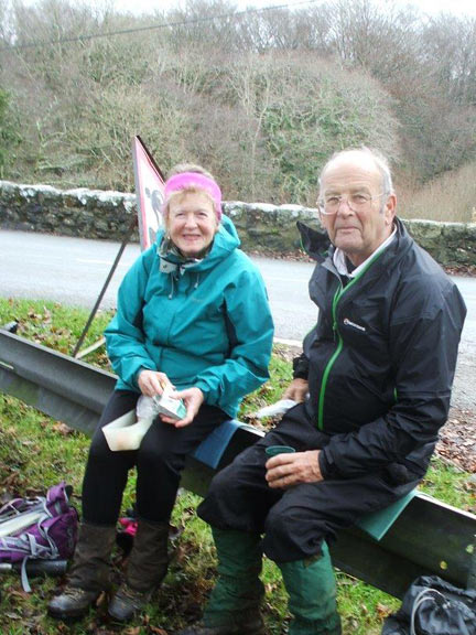 4.Criccieth
18/12/16. Lunch next to Pont Rhyd-y-benllig. Photo: Dafydd Williams.
Keywords: Dec16 Sunday Dafydd Williams