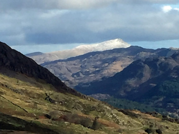 5.Mynydd Gorllwyn
04/11/16. From the top of Mynydd Gorllwyn looking ENE towards a snow covered Moel Siabod. Photo: Heather Stanton.
Keywords: Nov16 Sunday Tecwyn Williams