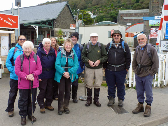 1.Barmouth-Tai Cynhaeaf
24/9/17. The start next to the station in Barmouth.
Keywords: Sep17 Sunday Dafydd Williams
