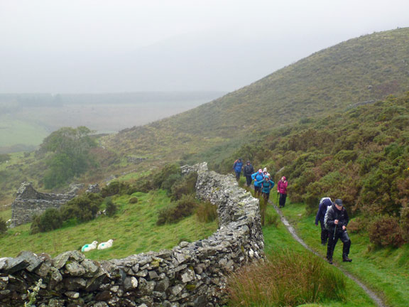 4.Barmouth-Tai Cynhaeaf
24/9/17. Our leader steaming up the incline near Banc-y-Fran
Keywords: Sep17 Sunday Dafydd Williams