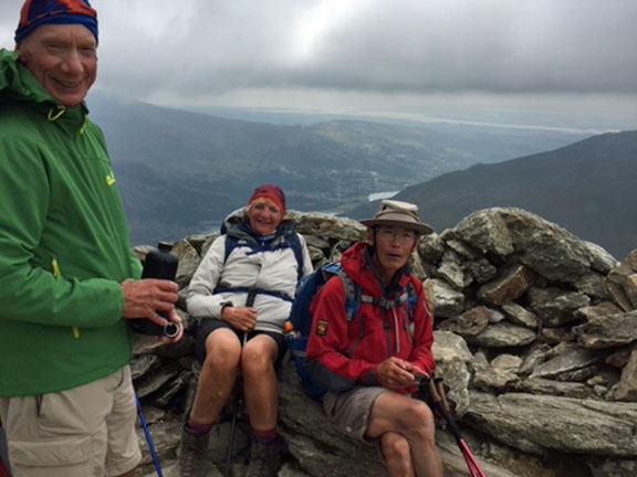 4.Glyders Linear
15/7/18. A short break on Y Garn. Photo: Noel Davey.
Keywords: Jul18 Sunday Roy Milnes