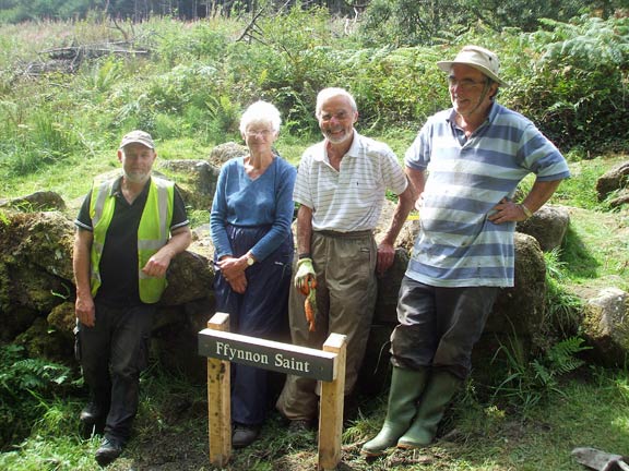 2.Path Maintenance - Pilgrims' Route to Bardsey
20/8/18. The rest of the team (minus the photographer) stand proudly next to the sign which they have just erected. Photo: Dafydd Williams.
Keywords: Aug18 maintenance Noel Davey