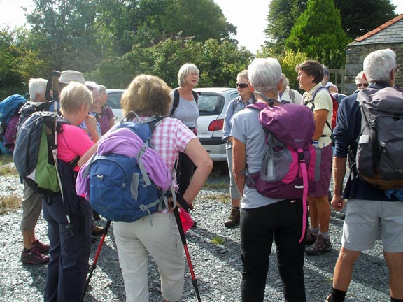 1.Pen-y-Gaer
30/8/18. The briefing in the new car park behind church in Llanaelhaearn. Photo: Dafydd Williams.
Keywords: Aug18 Thursday Sue Wooley