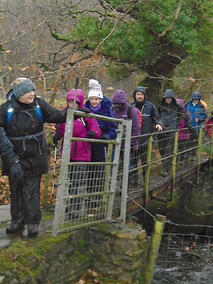 5.Llanystumdwy circuit
5/12/19. Timelapse on the bridge at Glyn Dwyfach. Photo: Dafydd Williams.
Keywords: Dec19 Thursday Kath Spencer