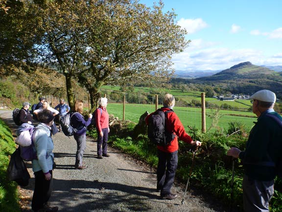 5.Criccieth -Black Rock-Pentrefelin
11/10/20. Half an hour after our lunch at Coed Bryn-twr we are able to look down over Eisteddfa and Pentrefelin.
Keywords: Oct20 Sunday Dafydd Williams