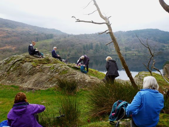 7.Nant Gwynant Loop
29/11/20. Lunch at Elephant Rock with beautiful views over the lake and a comfortable seat.
Keywords: Nov20 Sunday Roy Milnes