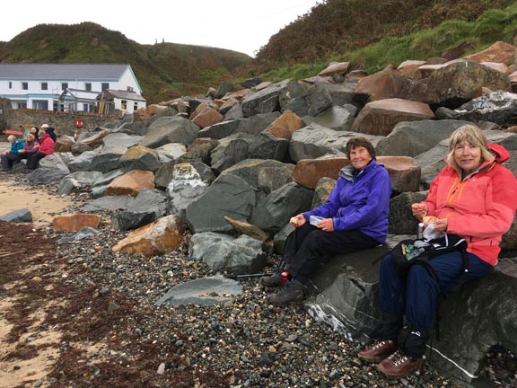 2.Nefyn
24/9/20. Lunching on Porthdinllaen Beach in the rain. Photo: Jan Atherton.
Keywords: Sep20 Thursday Miriam Heald