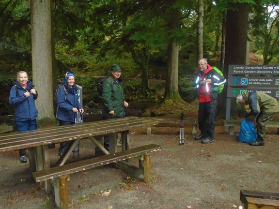 3.Coed-y-Brenin
28/10/21. About to sit down to a rather wet lunch. Photo: Dafydd Williams.
Keywords: Oct21 Thursday Nick White