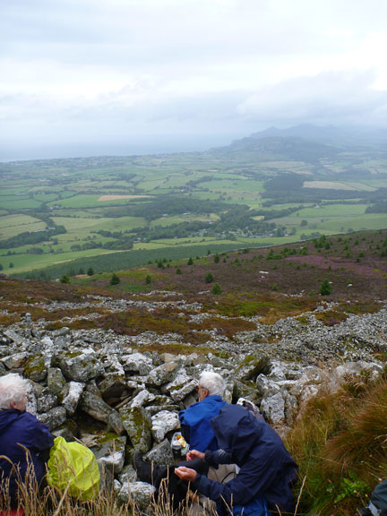 5.Mynytho-Garn Fadryn
8/8/21. Lunch in the lee of the Garn Fadryn summit with yr Eifl and Tre Ceiri to be seen in the distance.
Keywords: Aug21 Sunday Annie Michael Jean Norton