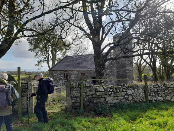 5.Glasfryn Circular
21/10/21. Carnguwch Church. Photo: Judith Thomas.
Keywords: Oct21 Thursday Kath Mair