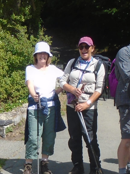 5.Two Bridges over the Menai
4/8/22. These two have spotted the photographer. Photo: Dafydd Williams.
Keywords: Aug22 Thursday Tecwyn Williams