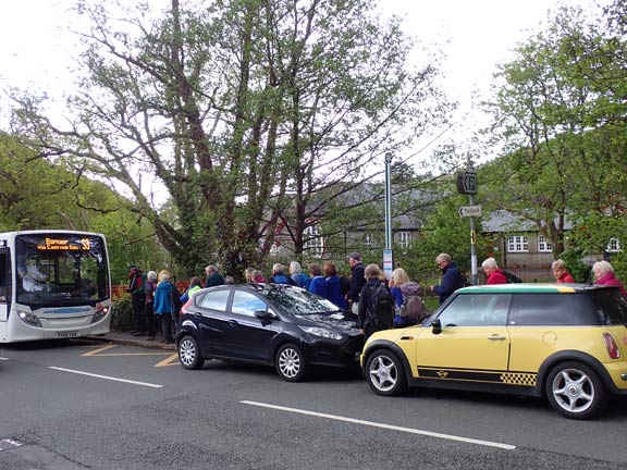 1.Lôn  Gwyrfai
11/5/23. Getting on the bus to Rhyd Ddu at Beddgelert.
Keywords: May23 Thursday Dafydd Williams