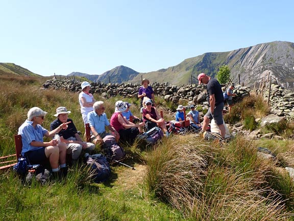 4.Nant Ffrancon
04/06/23. Morning break where we met up with the four who had started off earlier.
Keywords: Jun23 Sunday Annie Andrew Jean Norton