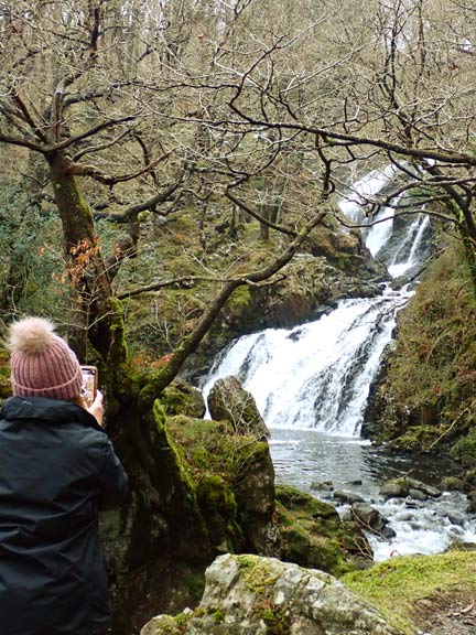 2.Garn III
11/2/24. Rhaeadr Du. One of the many waterfalls on the Afon Gamlan.
Keywords: Feb24 Sunday Gareth Hughes