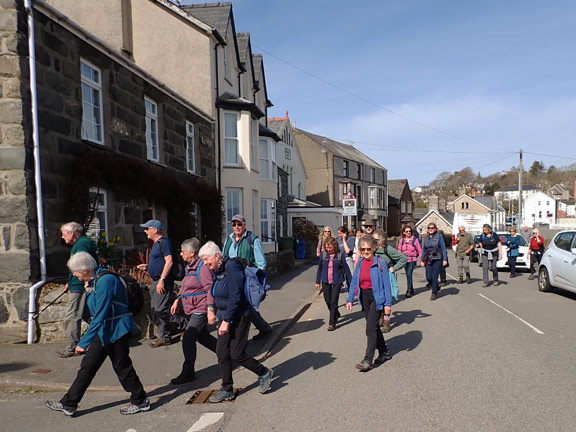 2. AGM + Criccieth Circular
20/1/25. Leaving the town via Henbont Road.
Keywords: Mar25 Thursday Dafydd Williams