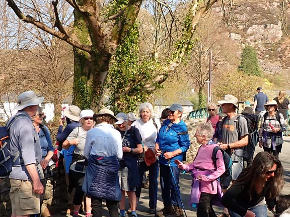 6. Beddgelert - Aberglaslyn - Cwm Bychan - Llyn Dinas
10/4/25. We have arrived back in Beddgelert but are reluctant to go home!
Keywords: Apr25 Thursday Selby Jones