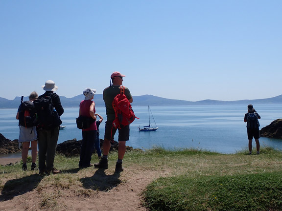 5. Newborough Forest - Ynys Llanddwyn
19/06/25. From the same spot without the cannon.
Keywords: Jun25 Thursday Jean Norton Annie Andrew