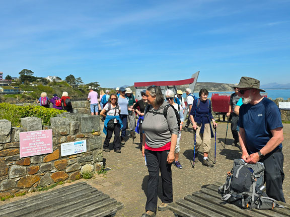 6. Abersoch Hinterland
23/04/26. A visit to the lime kiln on the side of the harbour in Abersoch.
Keywords: Apr26 Thursday Margot Jones