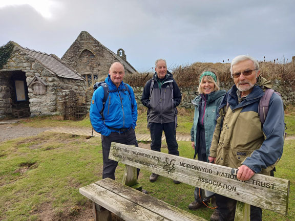 4. Tal-y-bont - Harlech
12/2/26. This is the last we see of the A group. They did get to Harlech Photo: Eryl Thomas.
Keywords: Feb26 Thursday Noel Davey