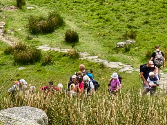 2. Beddgelert A walk
14/6/26. The group mentally prepares themselves for the steep climb up Bwlch Cwm Llan.
