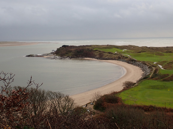 6.Borth y Gest Circuit
21/12/23. Looking across the bay to Ynys Cyngar, our lunch site.
Keywords: Dec23 Thursday Noel Davey