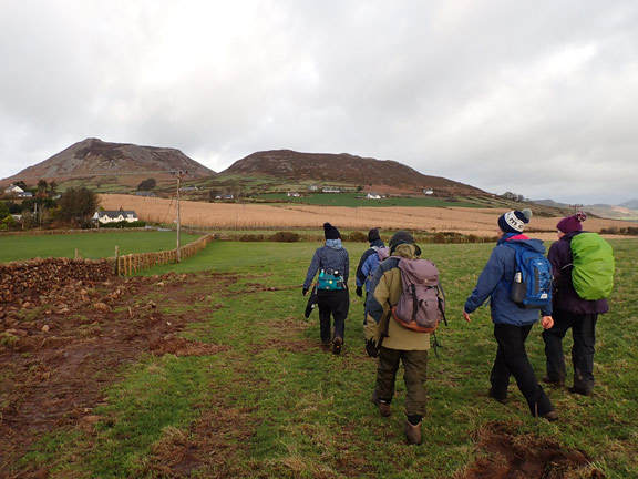 2.Mynytho - Garn Fadryn
31/12/23. Getting close to Penbodlas and the Rhydyclafdy - Botwnnog minor road. Garnfadryn in the background on the left and Garn Bach on the right.
Keywords: Dec23 Sunday Annie Andrew