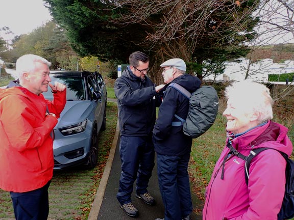 1.Llanbedrog Head
9/11/23. S4C's Gerallt Pennant and his camera man preparing Dafydd for his interview on 'keeping fit for the over 65's'.
Keywords: Nov23 Thursday Meri Evans