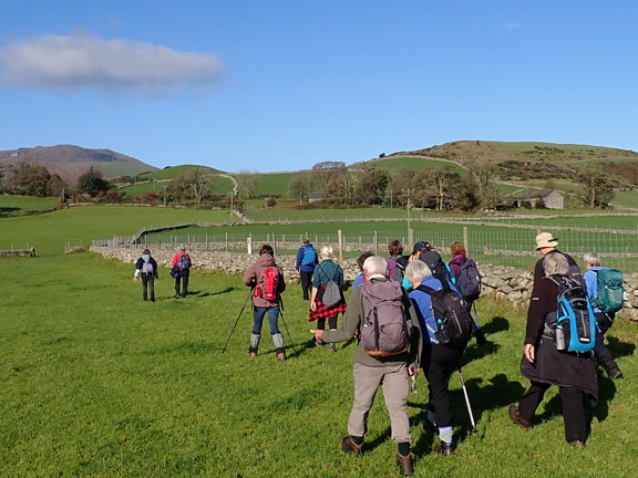 3.Bryncir-Mynydd Cennin
12/10/23. Walking west just beyond Derwyn Fawr. In the background on the right Y Foel, the hill that we are aiming for our morning break.
Keywords: Oct23 Thursday Kath Mair