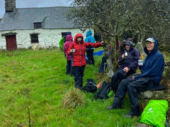 4. Bala - Moel Emoel
23/10/25. A stop for a panad at Penmaen-canol. A very convenient low stone wall provided the seating. Photo: Eryl Thomas.
Keywords: Oct25 Thursday Nia Parry