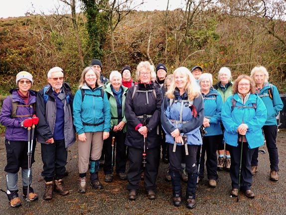 1. Mynytho - Abersoch
6/11/25. The line up before the walk at the Mynytho car park with Foel Gron behind us. We are not going up that today.
Keywords: Nov25 Thursday Annie Andrew Jean Norton