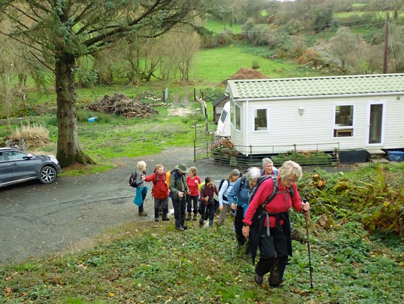 7. Mynytho - Abersoch
6/11/25. Oerddwr Cottage (out of sight on the right) where the owners are very keen to improve the surrounding paths as well as the property itself.
Keywords: Nov25 Thursday Annie Andrew Jean Norton