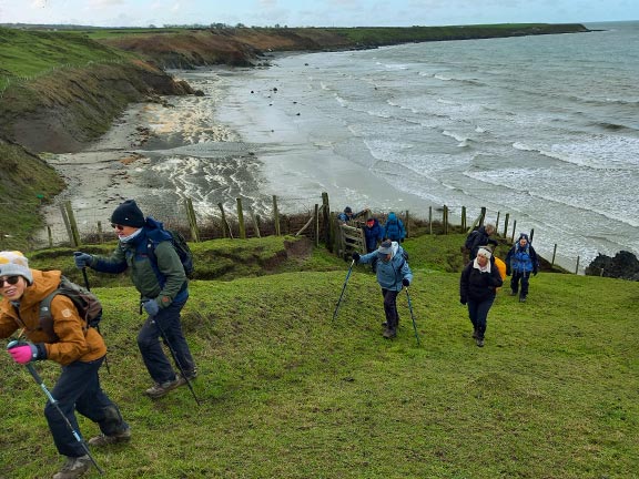 3. Penllech - Porth Ysgaden Circ
4/12/25. Coming up from the north end of Penllech Beach. Photo: Eryl Thomas.
Keywords: Dec25 Thursday Jane Logan