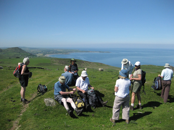 1.Tre'r Ceiri to Carn Fadryn
A short break for the group before descending to Pistyll
Keywords: May09 Sunday Marian