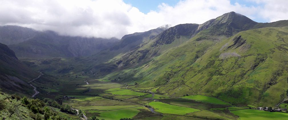 Nant Ffrancon. Taken from above Ty Gwyn towards Idwal Cottages. Photo: Catrin Williams.