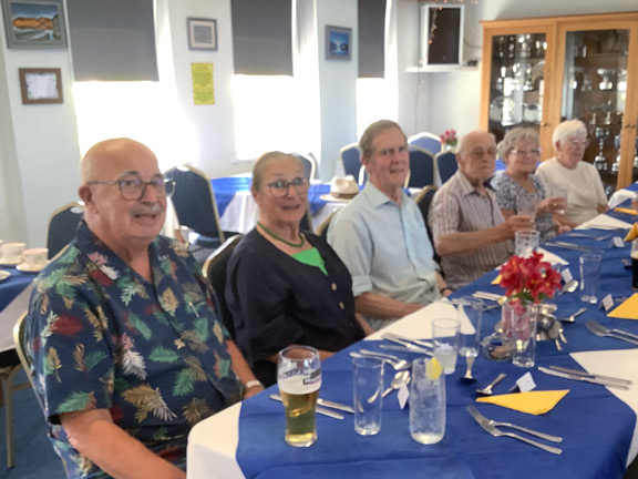 5. Summer Lunch.
25/6/26. Photo: Ann White.
